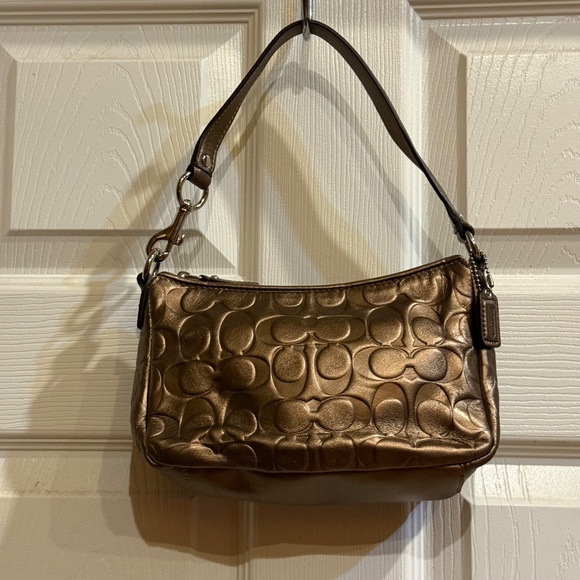 Rare Coach Metallic Bronze Enamel Embossed Mini Top Handle Bag - Picture 3 of 7